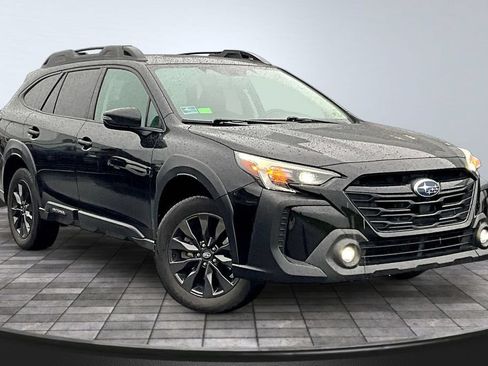 Used 2024 Subaru Outback Onyx Edition XT AWD/4WD image 3