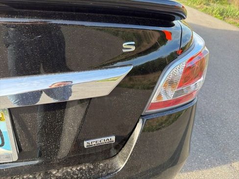 Used 2015 Nissan Altima 2.5 S w/ Special Edition Package image 6