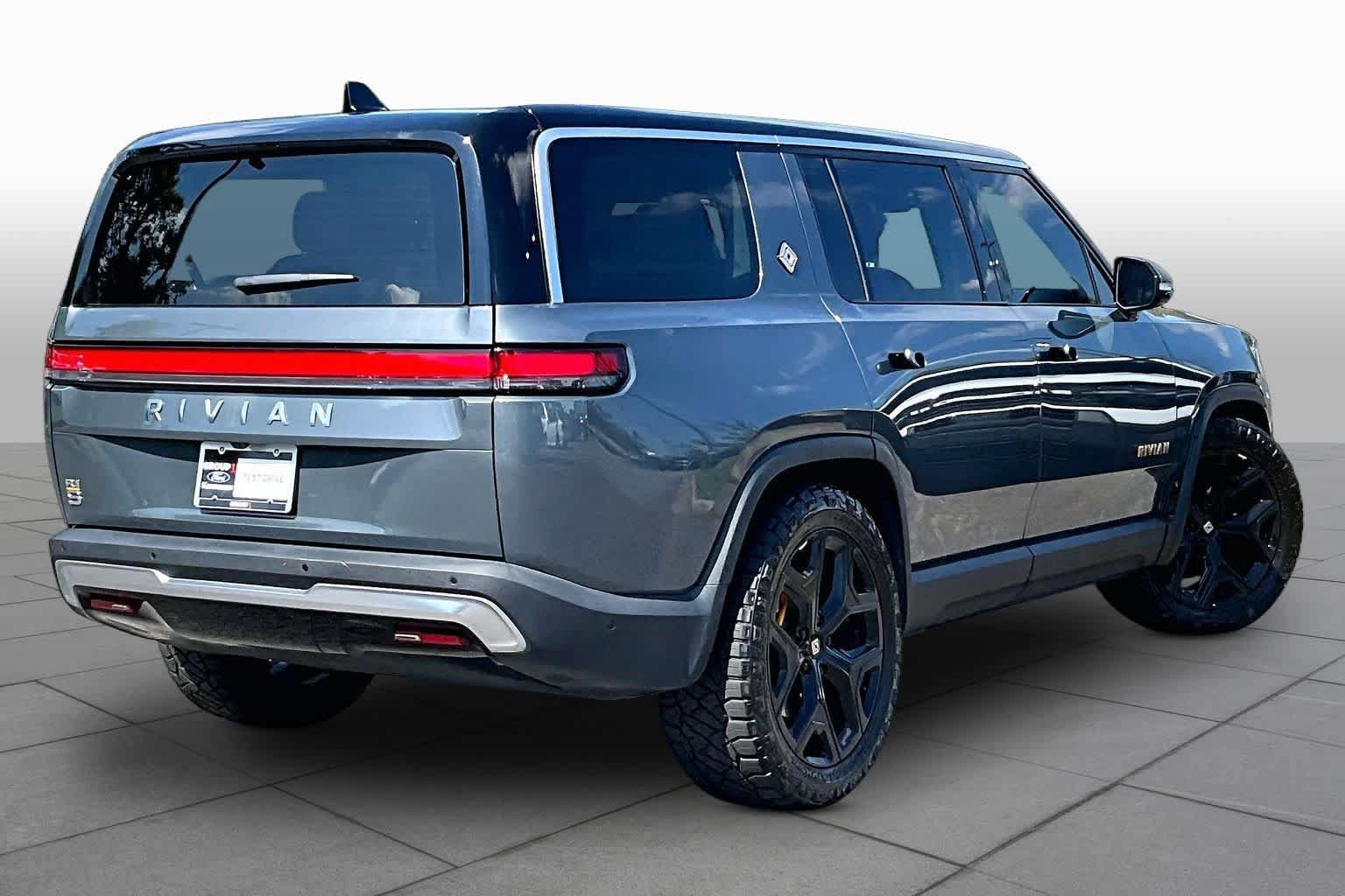 Used 2023 Rivian R1S Adventure Quad AWD/4WD image 12