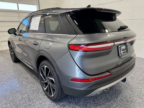 Used 2025 Lincoln Corsair Reserve w/ Equipment Group 202A AWD/4WD image 4