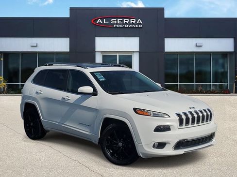 Used 2016 Jeep Cherokee Overland FWD image 1