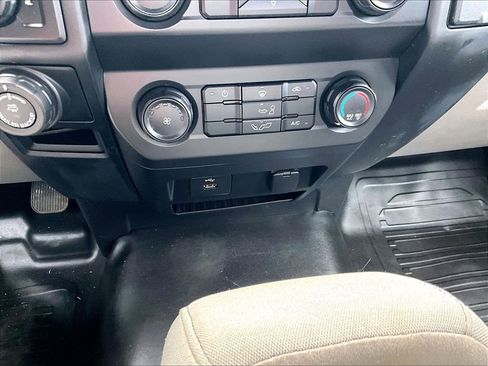 Used 2020 Ford F150 XL w/ Equipment Group 101A Mid AWD/4WD image 22