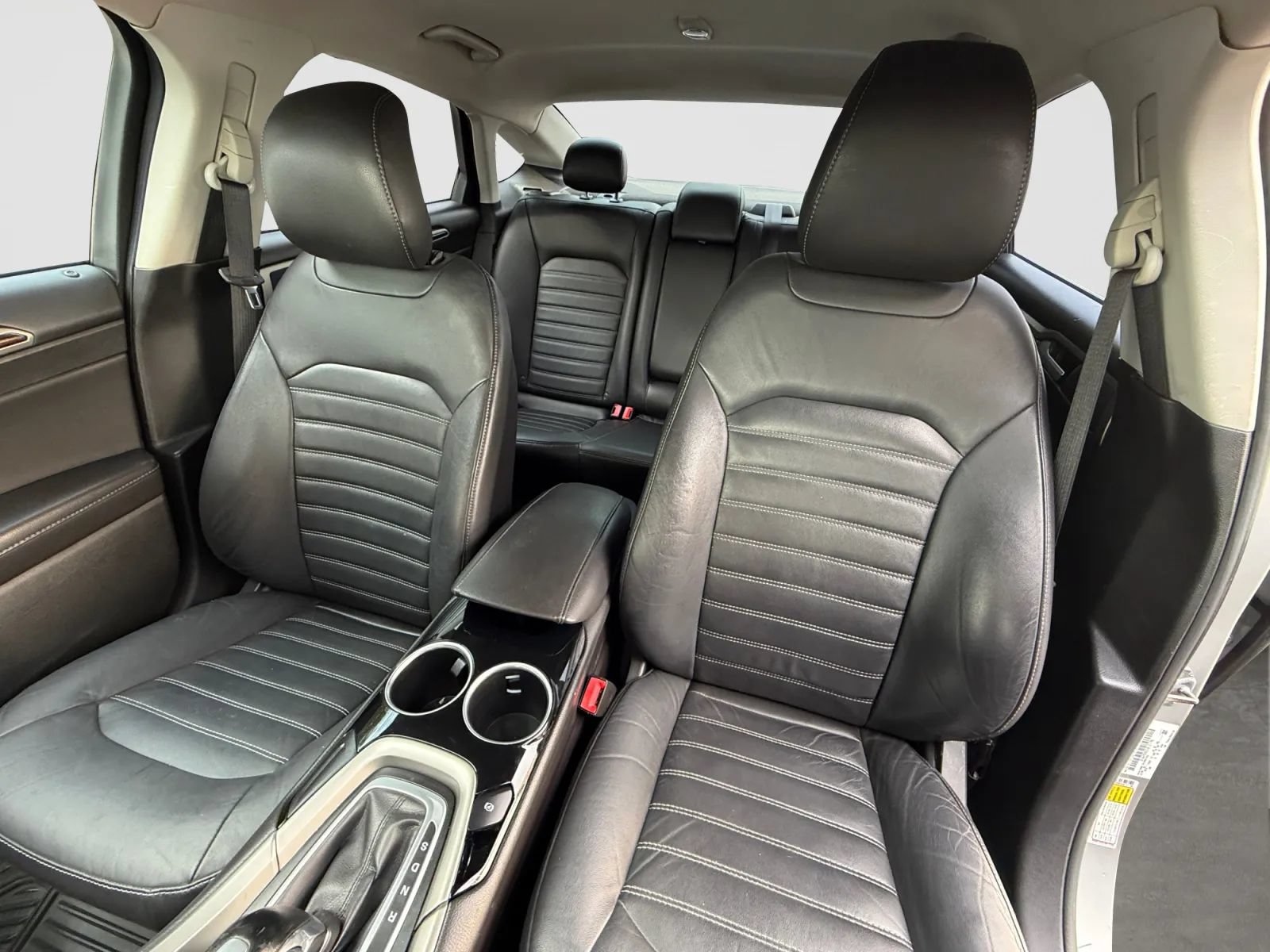 Used 2013 Ford Fusion SE FWD image 13
