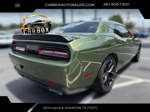 Used 2022 Dodge Challenger GT w/ Blacktop Package RWD image 6