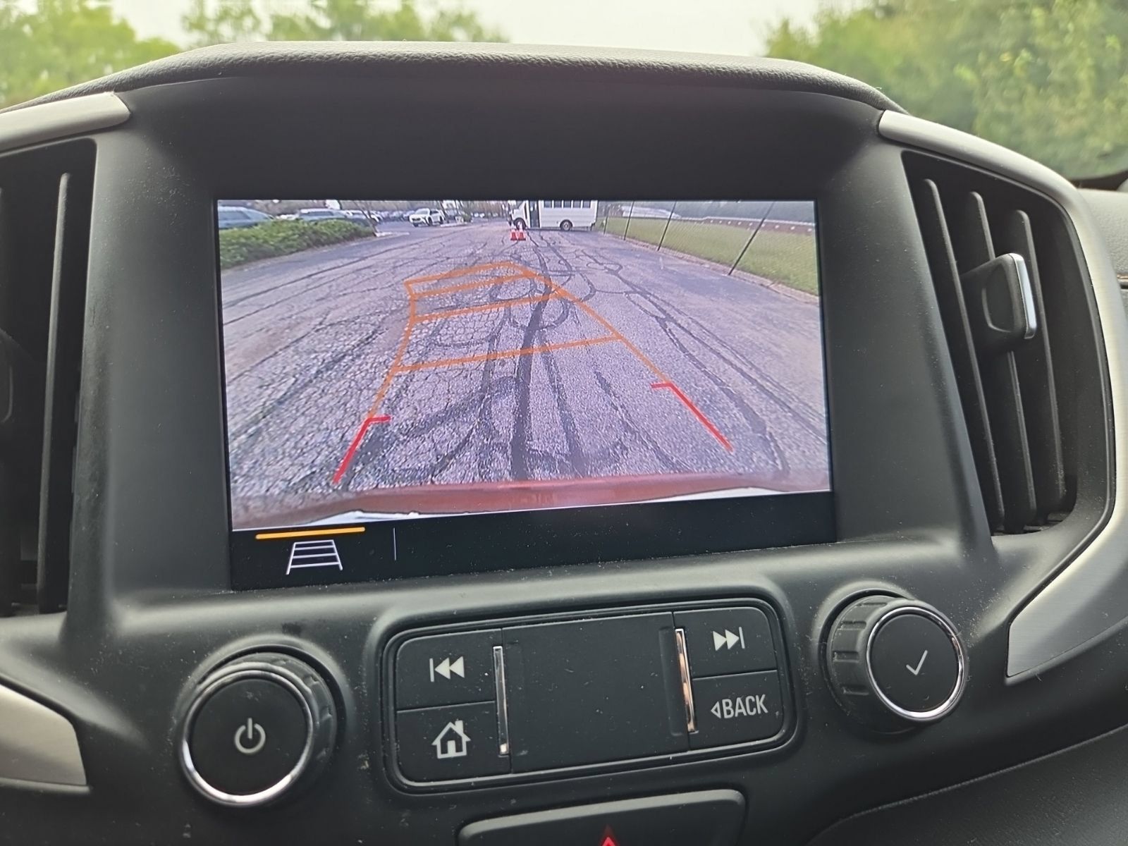 Used 2019 GMC Terrain SLT w/ Preferred Package FWD image 19
