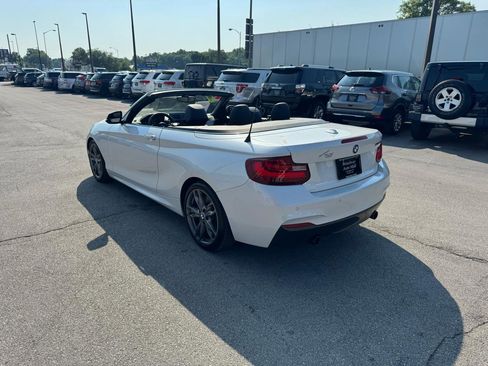 Used 2016 BMW M235i Convertible RWD image 5