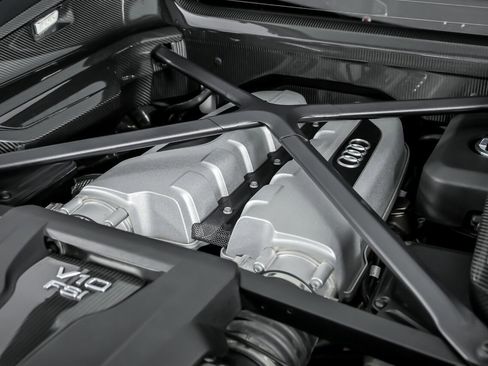 Used 2020 Audi R8 V10 image 17