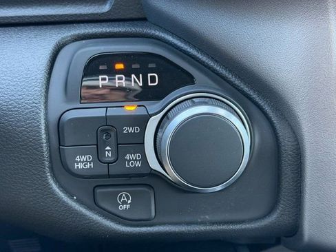 New 2026 RAM 1500 Express AWD/4WD image 36