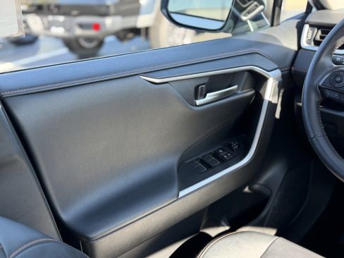 Used 2023 Toyota RAV4 Adventure image 16