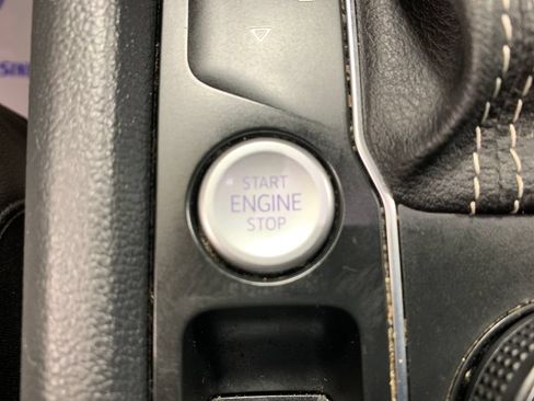 Used 2021 Volkswagen Atlas SEL Premium AWD/4WD image 27