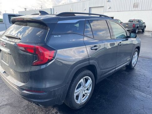 Used 2018 GMC Terrain SLE w/ Driver Convenience Package image 5