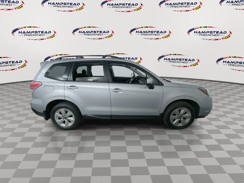 Used 2018 Subaru Forester 2.5i Premium AWD/4WD image 9