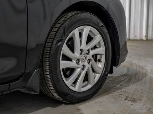 Used 2012 MAZDA MAZDA3 i Grand Touring w/ Tech Pkg image 56