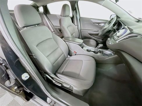 Certified 2022 Chevrolet Malibu LT image 30