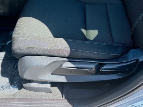 Certified 2025 Honda CR-V LX image 17