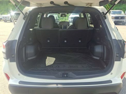 Used 2025 Subaru Forester Premium w/ Convenience Package #2 AWD/4WD image 29