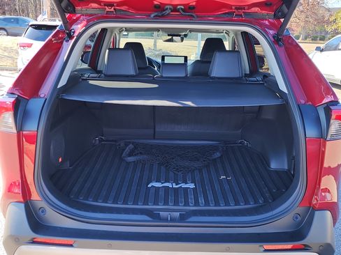 Used 2025 Toyota RAV4 Limited image 13