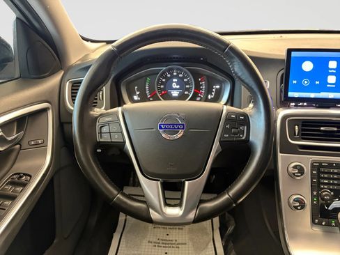 Used 2018 Volvo S60 T5 Dynamic w/ Protection Package AWD/4WD image 30