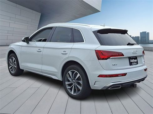 Certified 2023 Audi Q5 2.0T Premium Plus w/ Premium Plus Package image 4