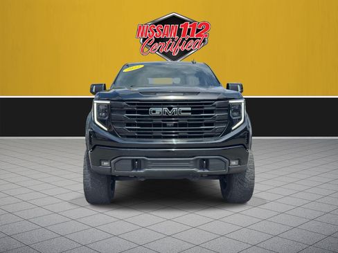 Used 2022 GMC Sierra 1500 Elevation w/ Elevation Premium Package AWD/4WD image 3