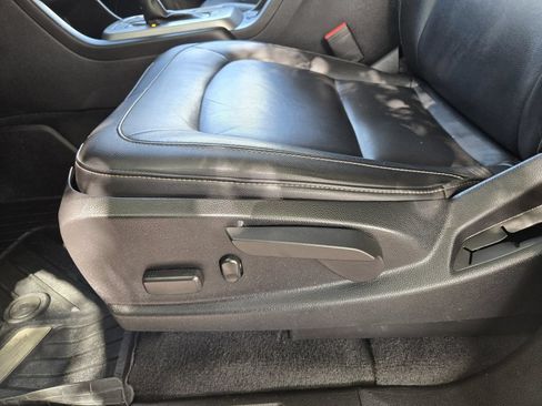 Used 2019 Chevrolet Colorado ZR2 AWD/4WD image 16