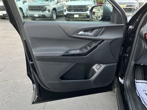 New 2026 Chevrolet Equinox RS image 22