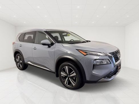 Used 2021 Nissan Rogue SL w/ Premium Package AWD/4WD image 1