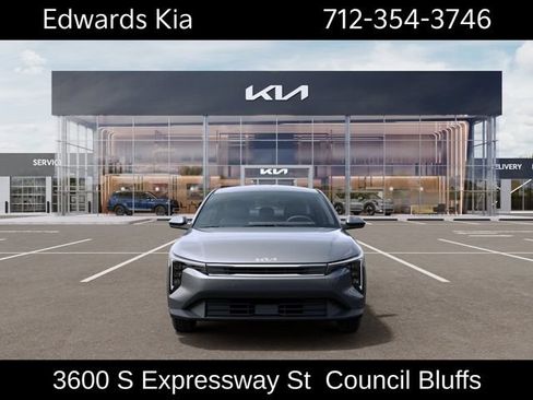 New 2026 Kia K4 FWD image 2