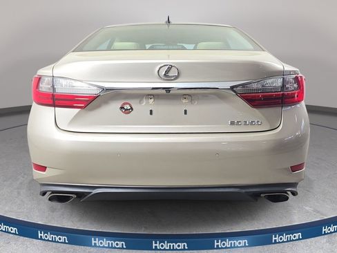Used 2016 Lexus ES 350 w/ Luxury Package w/Wood Trim FWD image 7