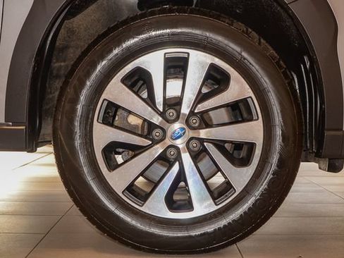Used 2023 Subaru Outback Premium AWD/4WD image 9