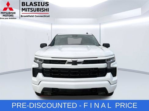 Used 2025 Chevrolet Silverado 1500 RST AWD/4WD image 16