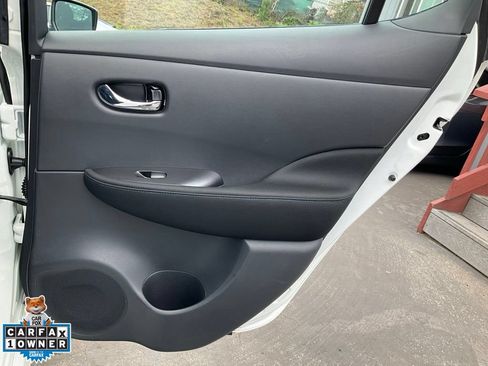 Used 2025 Nissan Leaf S FWD image 57