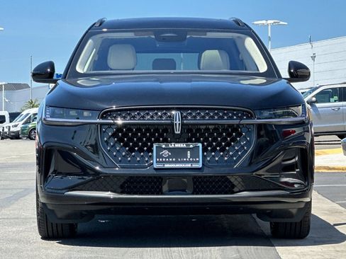 New 2026 Lincoln Nautilus Black Label w/ Jet Appearance Package image 8