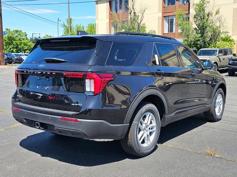 New 2026 Ford Explorer Active AWD/4WD image 5