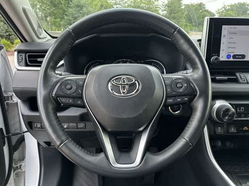 Used 2025 Toyota RAV4 XLE Premium w/ Weather Package AWD/4WD image 8