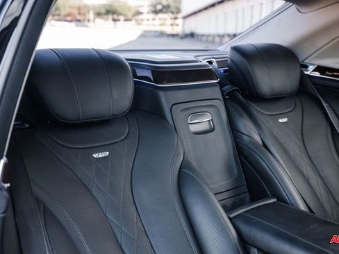 Used 2016 Mercedes-Benz Maybach S 600 image 31