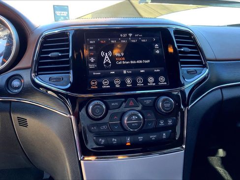 Used 2020 Jeep Grand Cherokee Summit w/ Platinum Series Group image 31