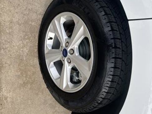 Certified 2022 Ford Edge SE image 21