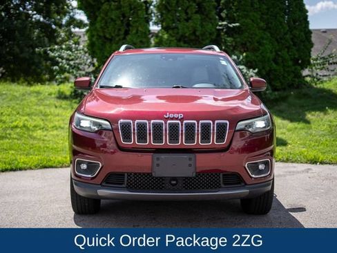 Used 2019 Jeep Cherokee Limited w/ Luxury Group AWD/4WD image 2