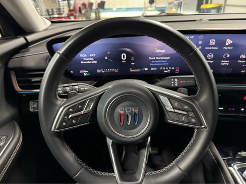 Certified 2025 Buick Envision Sport Touring image 19