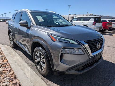 Used 2023 Nissan Rogue SV AWD/4WD image 3