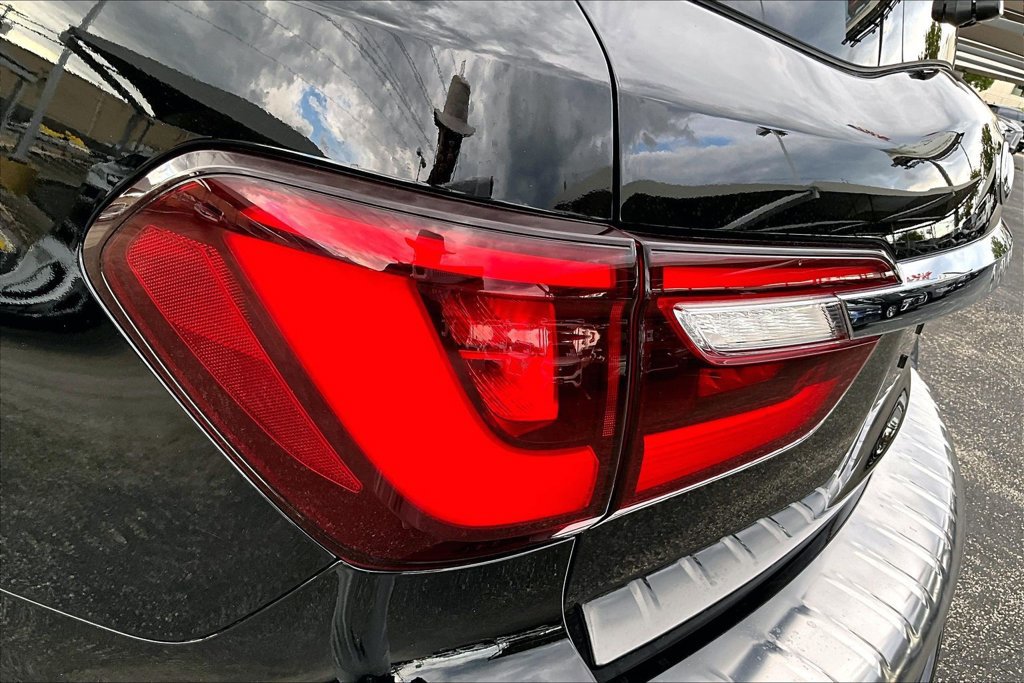 Certified 2023 INFINITI QX80 Luxe w/ Cargo Package RWD image 40