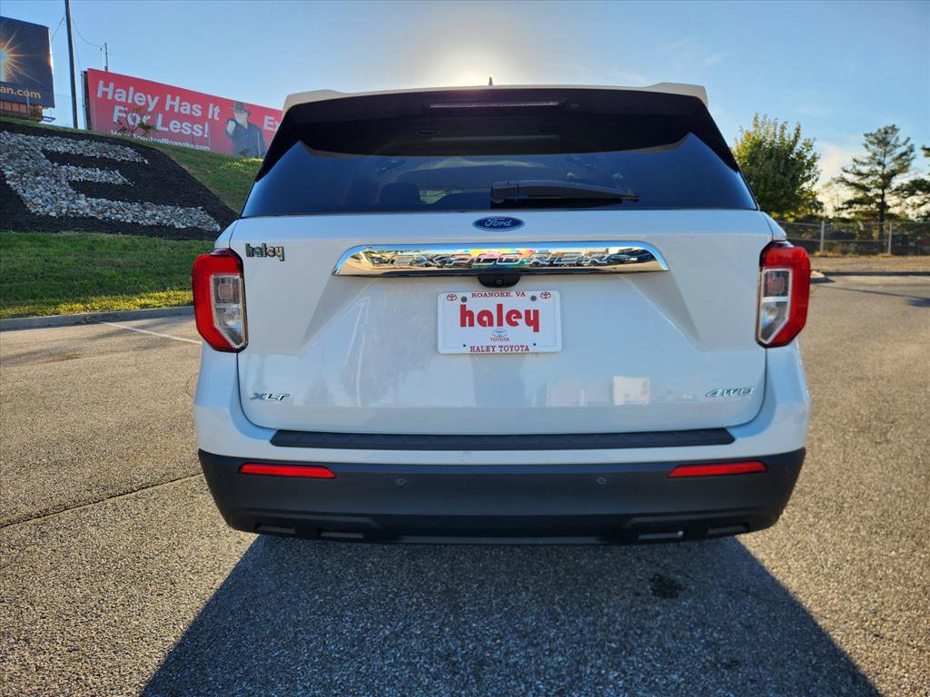 Used 2021 Ford Explorer XLT AWD/4WD image 6