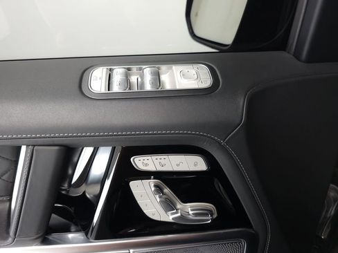 Used 2024 Mercedes-Benz G 63 AMG 4MATIC image 6