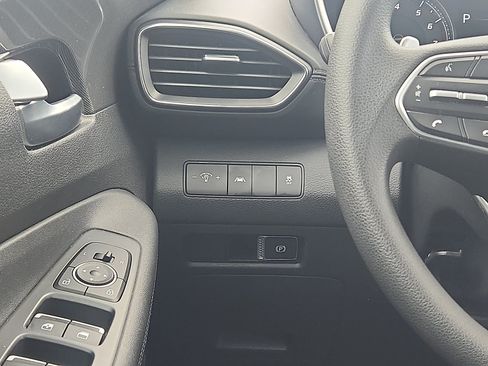 Certified 2023 Hyundai Santa Fe SE AWD/4WD image 13