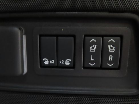 Used 2026 Cadillac Escalade Platinum Sport w/ LPO, Floor Liner Package image 39