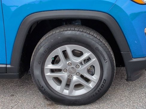 Used 2019 Jeep Compass Sport FWD image 10