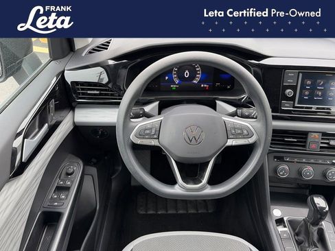 Used 2022 Volkswagen Taos S AWD/4WD image 11