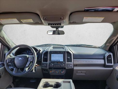 Used 2020 Ford F250 XLT w/ FX4 Off-Road Package image 17