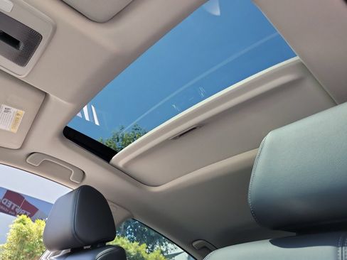 Certified 2024 Honda Civic EX-L image 31